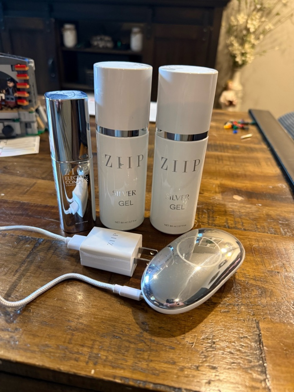 ZIIP Silver Gel & Silver Device Skincare Set - White & Silver